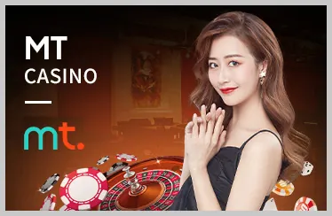 Bàn Blackjack trực tiếp tại b66 nhà cái với các lá bài được chia cho người chơi và dealer